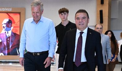 Almanya Eski Cumhurbaşkanı Wullf’tan Başkan Böcek’e ziyaret- Forum Haber