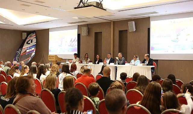 Başkan Denizli: “İlçemizde sörfün uluslararası turnuvalara ev sahipliği yapan bir kent olması için var gücümüzle çalışacağız”- Forum Haber