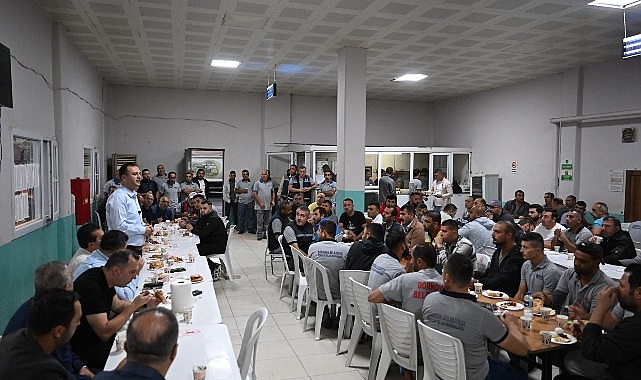 Başkan Eşki, temizlik işçileriyle bir araya geldi- Forum Haber