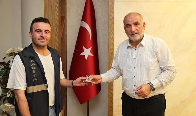 Başkan İbrahim Sandıkçı’dan Kahraman Zabıtalara Ödül- Forum Haber
