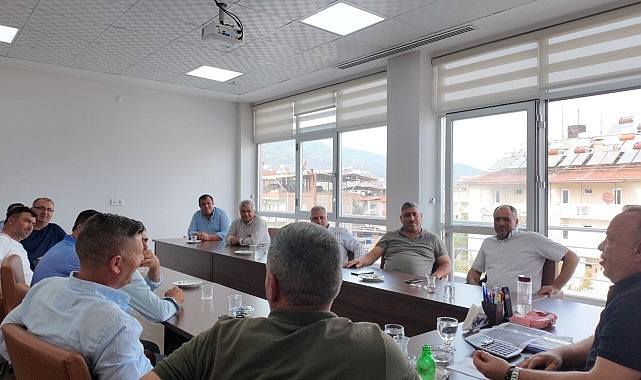 Başkan Özel, Mermer Sektörü Temsilcileriyle bir araya geldi.- Forum Haber