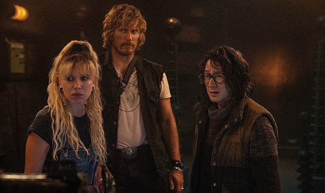 Başrollerini Millie Bobby Brown ve Chris Pratt’in paylaştığı, Russo Kardeşler imzalı “Sanal Ülke,” 14 Mart 2025’te Netflix’te yayınlanacak.- Forum Haber