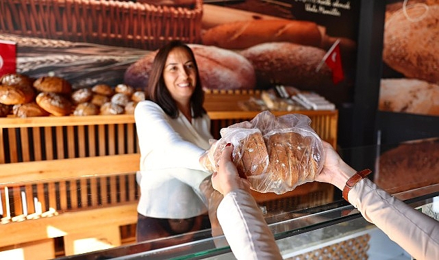 Çeşme Halk Ekmek Fırını yenilenen makine ağı ile günde 6 bin ekmek üretiyor- Forum Haber