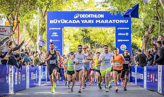 Decathlon Büyükada Yarı Maratonu Rekor Katılımla Tamamlandı- Forum Haber