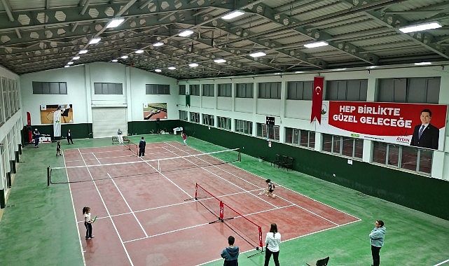 Geleceğin şampiyon raketleri korta çıktı – Forum Haber
