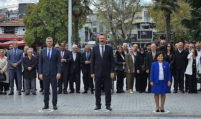 Gölcük’te Muhtarlar Günü törenle kutlandı.- Forum Haber