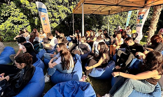 İzmir’de gençlerin “deneyim yolculuğu başladı- Forum Haber