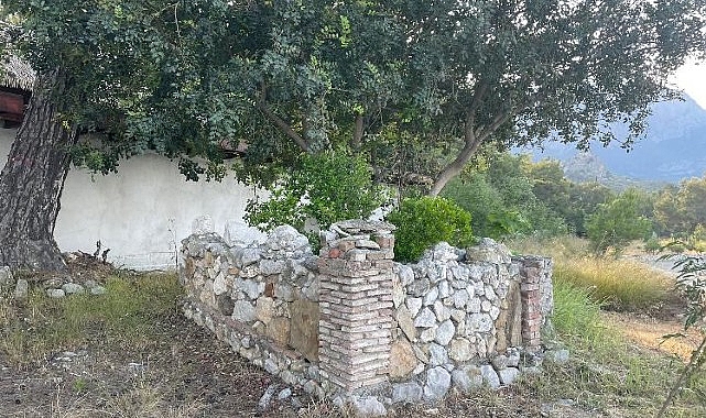 Kemer’de Osmanlı’dan kalma mezar- Forum Haber