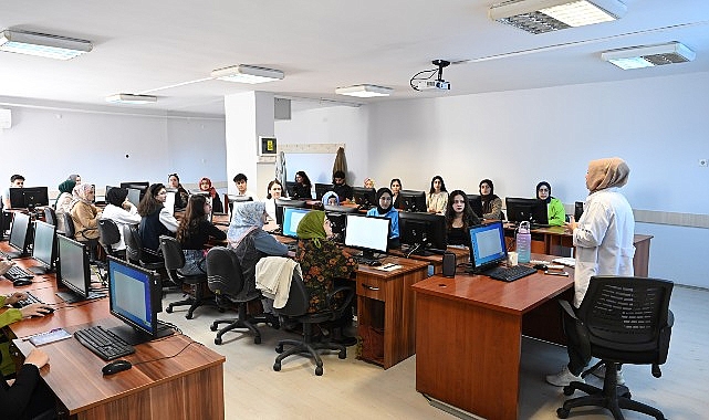 Konya’nın Eğitim Markası KOMEK Yeni Döneme 63 Bin Kursiyerle Başladı- Forum Haber