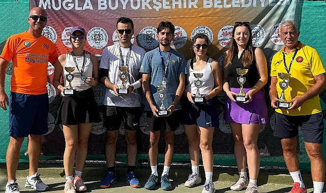 Muğla Büyükşehir Belediyesi 6. Geleneksel Cumhuriyet Kupası Karma Tenis Turnuvası Dalaman’da Yapıldı- Forum Haber