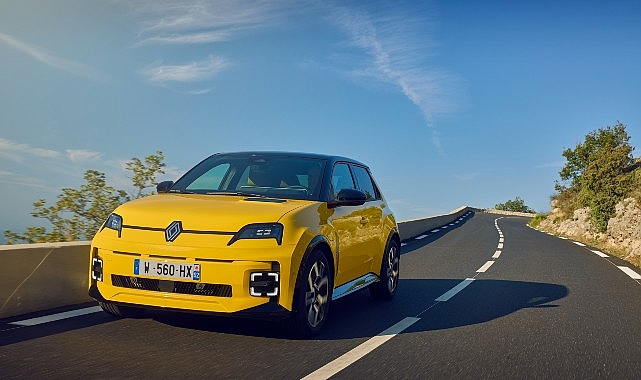 Renault 5 E-Tech %100 elektrikli test sürüşleri Nice’te gerçekleştiriliyor.- Forum Haber