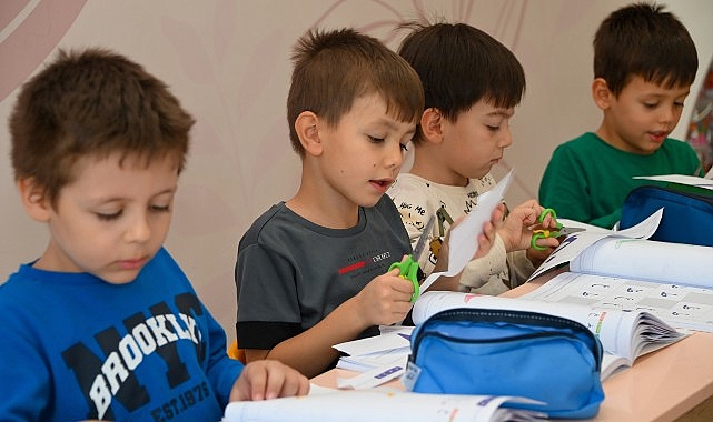 Selçuklu Belediyesi, Selçuklu Sanat, Eğitim, Teknoloji ve Atölye Programları (SETAP) kapsamında faaliyetlerini sürdüren Hatice Hatun Çocuk Mektebi’nde yeni dönem eğitimleri devam ediyor- Forum Haber
