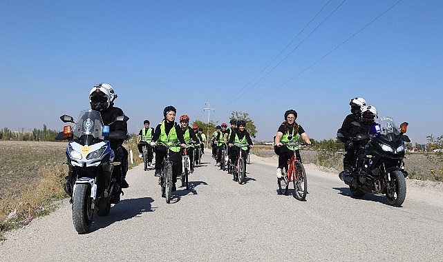 Lise Öğrencileri Doğal ve Tarihi Güzellikler Eşliğinde Pedal Çevirdi- Forum Haber