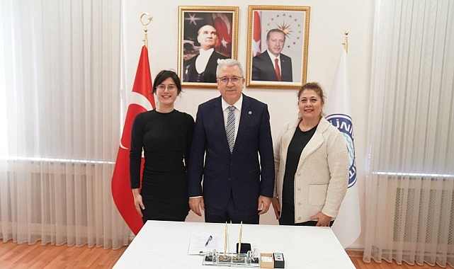 Egeli akademisyenden “Mekanik Ventilasyon” uygulamasına bağlı akciğer hasarının önlenmesine yönelik proje- Forum Haber
