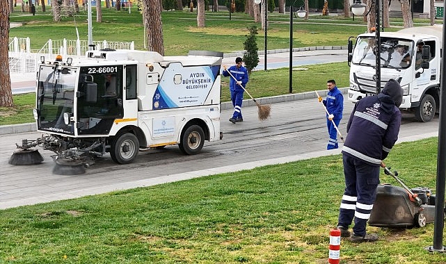 Başkan Çerçioğlu’ndan Efeler’de Bayram Temizliği- Forum Haber