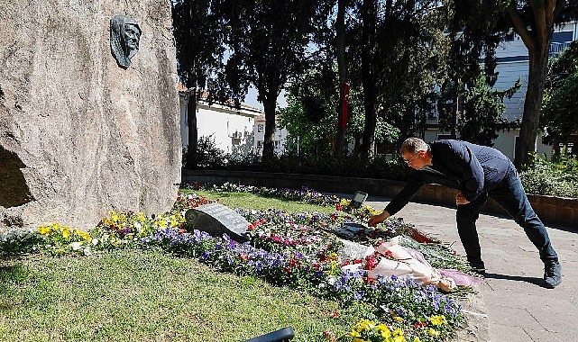 Başkan Tugay Zübeyde Hanım’ın anıt mezarını ziyaret etti- Forum Haber