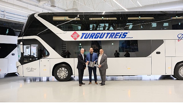 MAN, Türkiye’deki ilk çift katlı otobüs teslimatını Turgutreis Group Turizm’e yaptı- Forum Haber