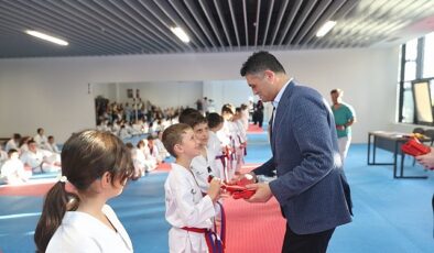 Aliağa Belediyesi Taekwondo Kursunun Sporcuları Kuşak Atladı- Forum Haber