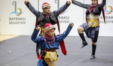 Bayraklı’da halk dansları gösterisi nefes kesti- Forum Haber