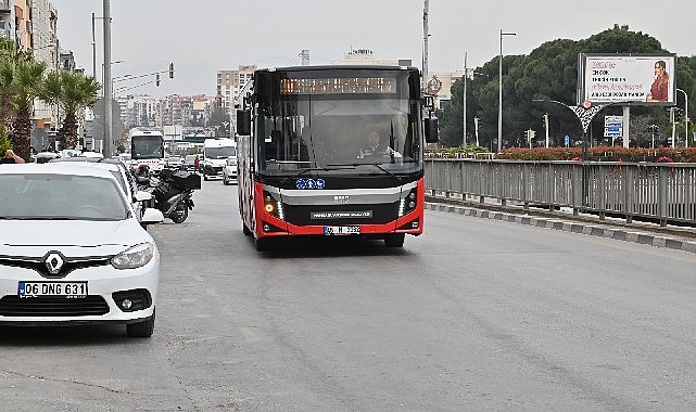 Manisa Büyükşehir Belediyesi YKS’de Öğrencilerin Yanında- Forum Haber