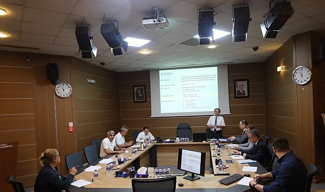 Tarihi geçmiş ürün satan marketlere ceza- Forum Haber